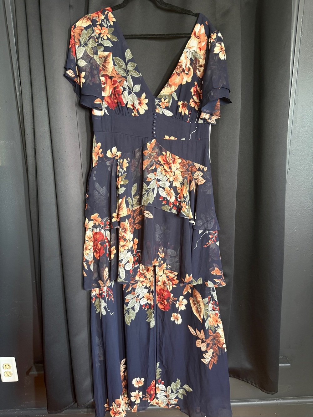 Lulu’s floral tiered dress NWOT